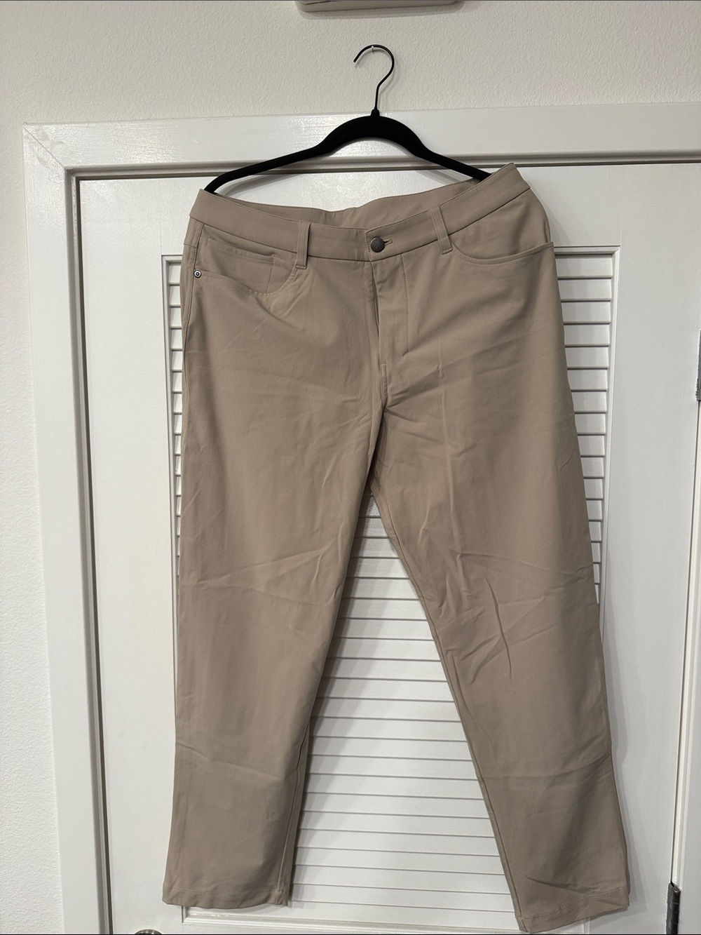lululemon athletica Men's Khaki Straight-leg ABC pants